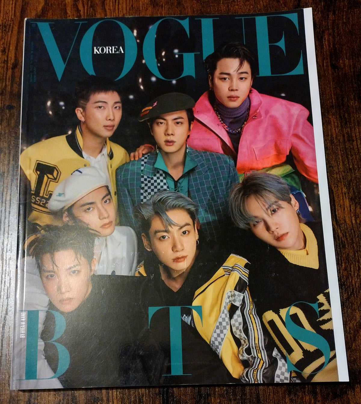 Vogue January 2022 No. 306 (BTS Covers)